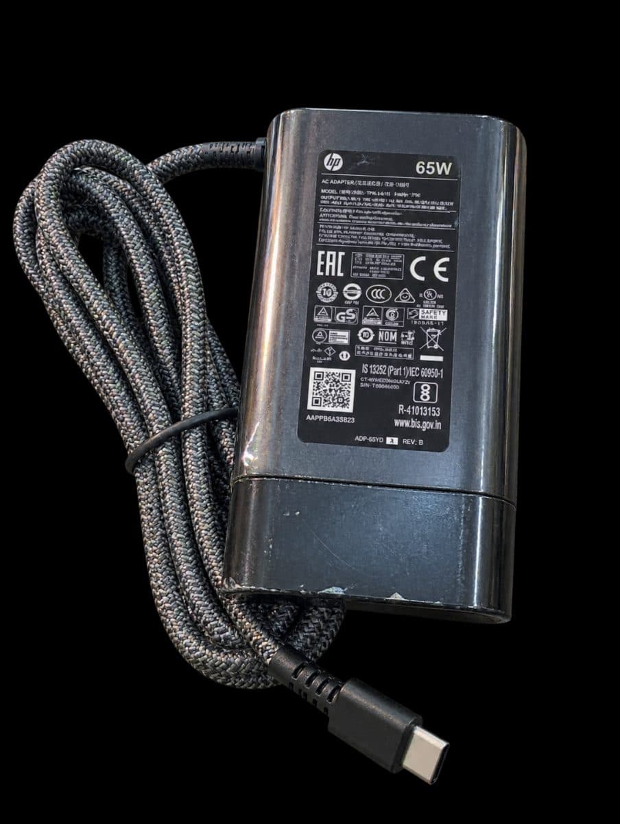 HP Original 65W USB-C adapter with a woven/braided cable preview 2